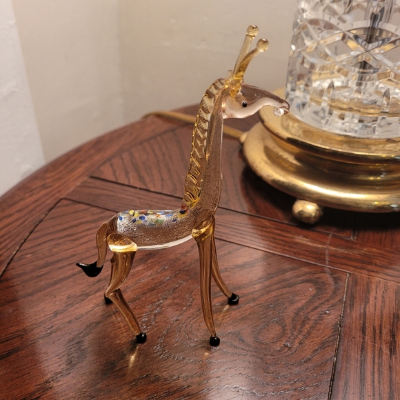 Art Glass Giraffe Figurine - Picture 1 of 6